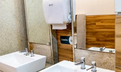 Adesivo-Espelhos-Banheiro